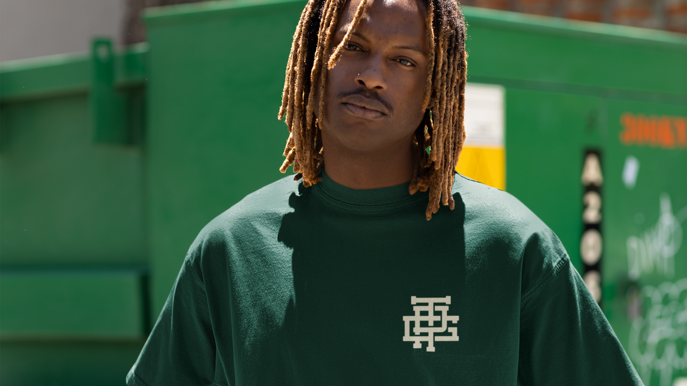 Golf Streetwear vs Traditional - What's the Difference and What's Right For You?